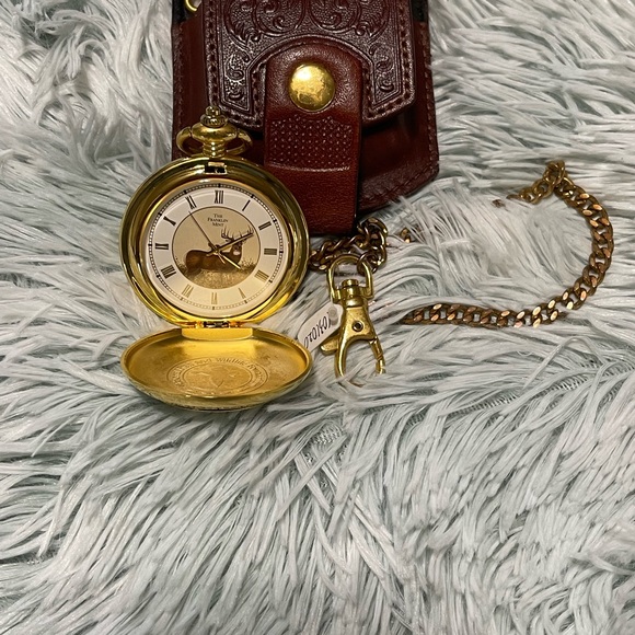 THE FRANKLIN MINT BUCK GOLD PLATED QUARTZ POCKET WATCH - Picture 4 of 12